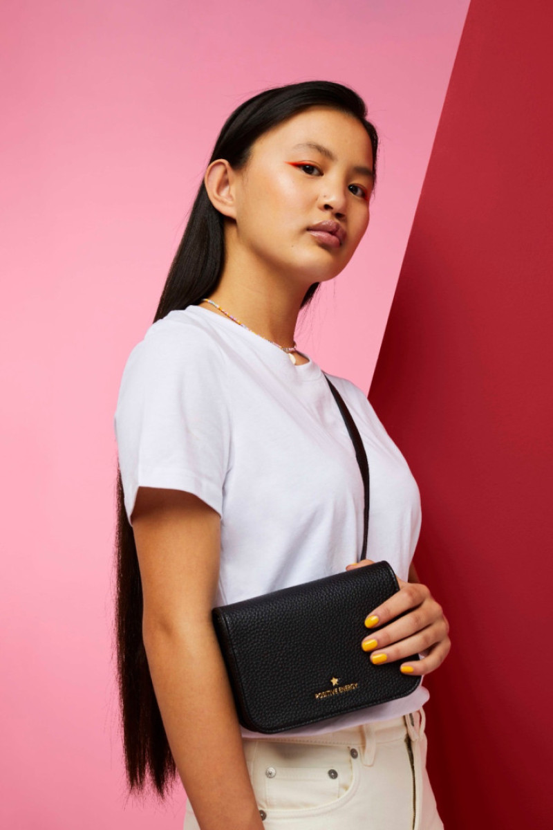 Characteristic women | Tani | Bullet Models