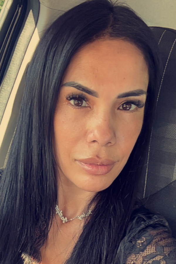 Characteristic women Lindsey