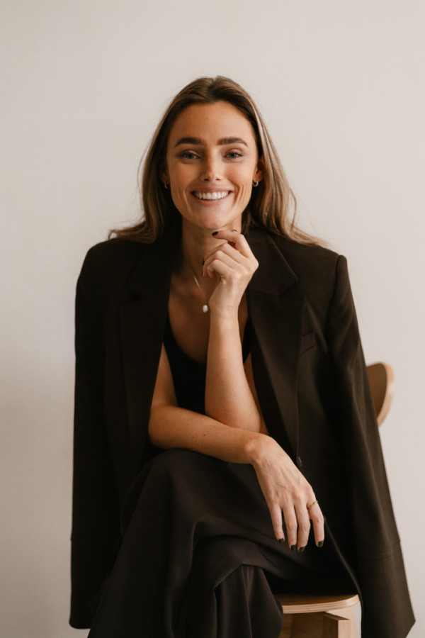 Characteristic women Sophie