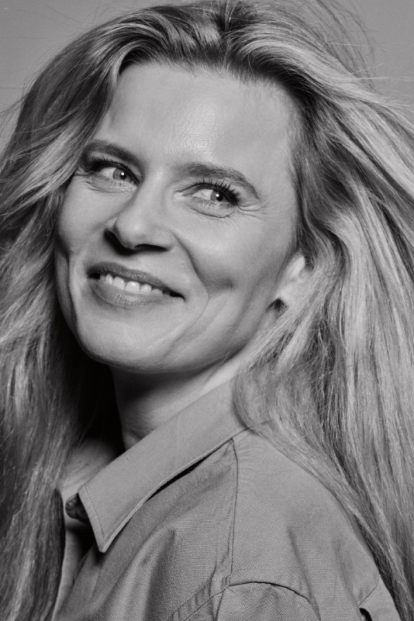 Characteristic women Denise