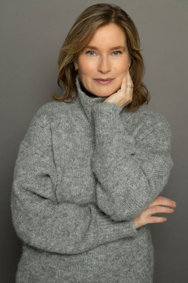 Pro-models women Caroline