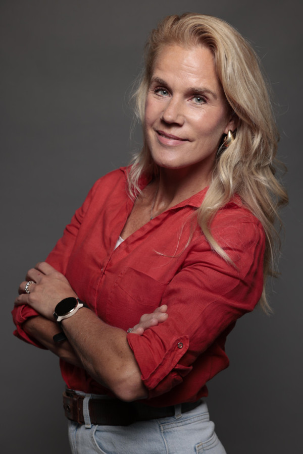 Characteristic women Shiela