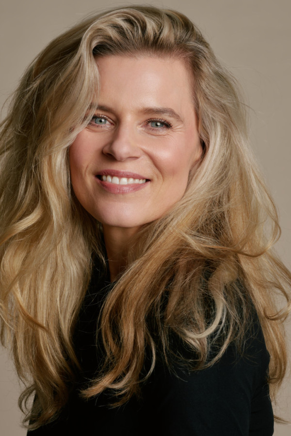 Characteristic women Denise