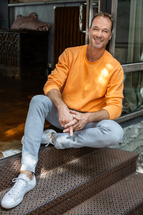 Characteristic men Izak