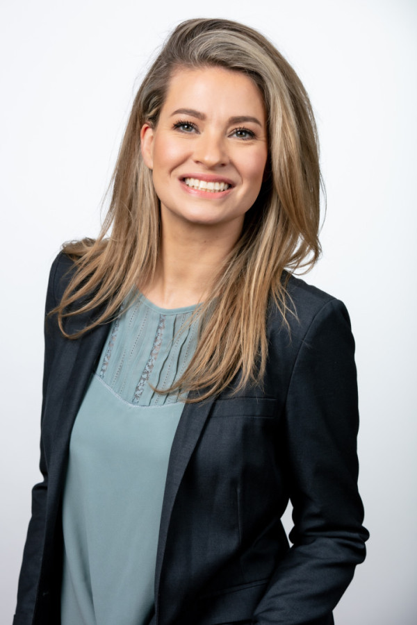 Characteristic women Tanja