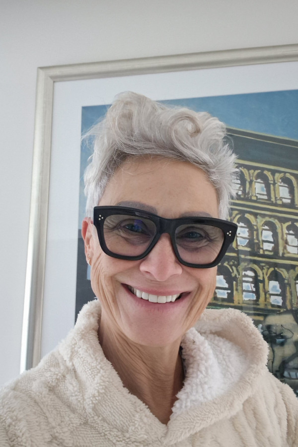 Pro-actors women Maura