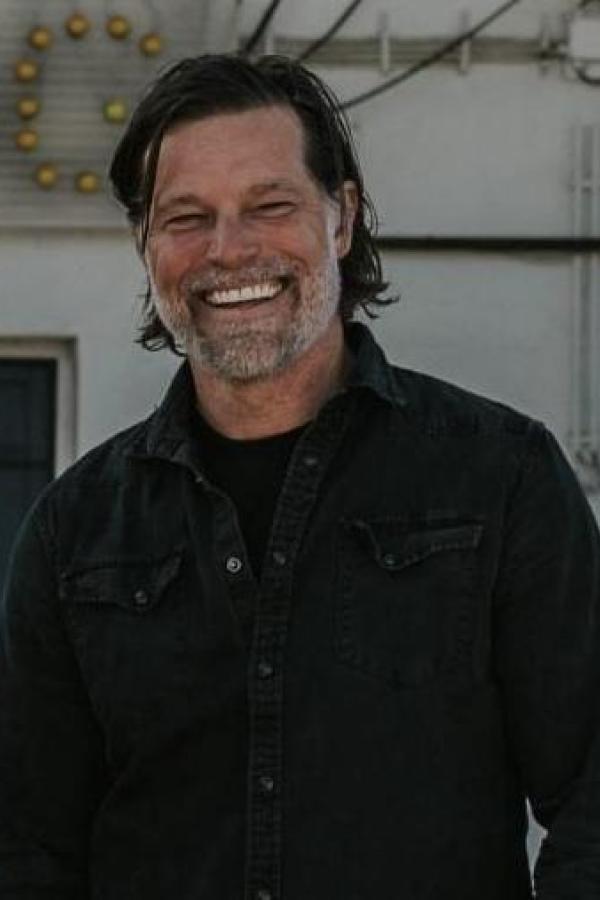 Pro-models men Harold