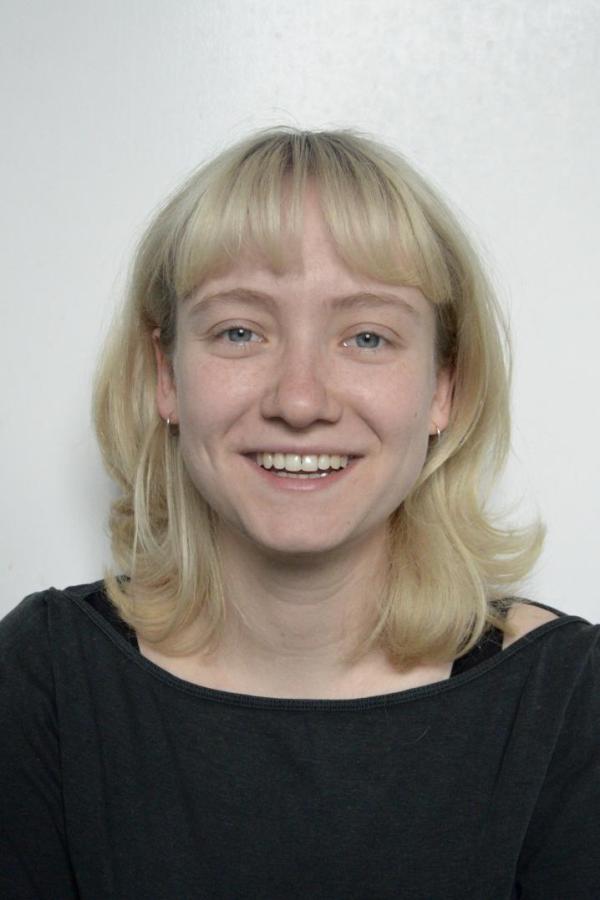 Characteristic women Juliana