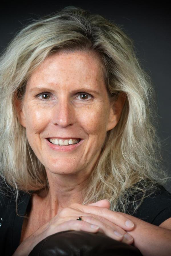 Pro-actors women Annick
