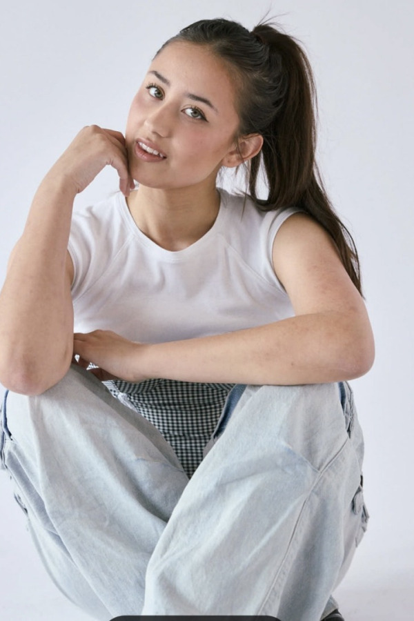 Voice over women May-Lin