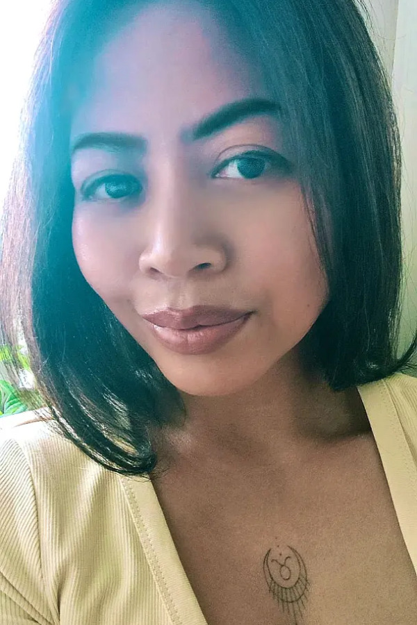 Characteristic women Erika