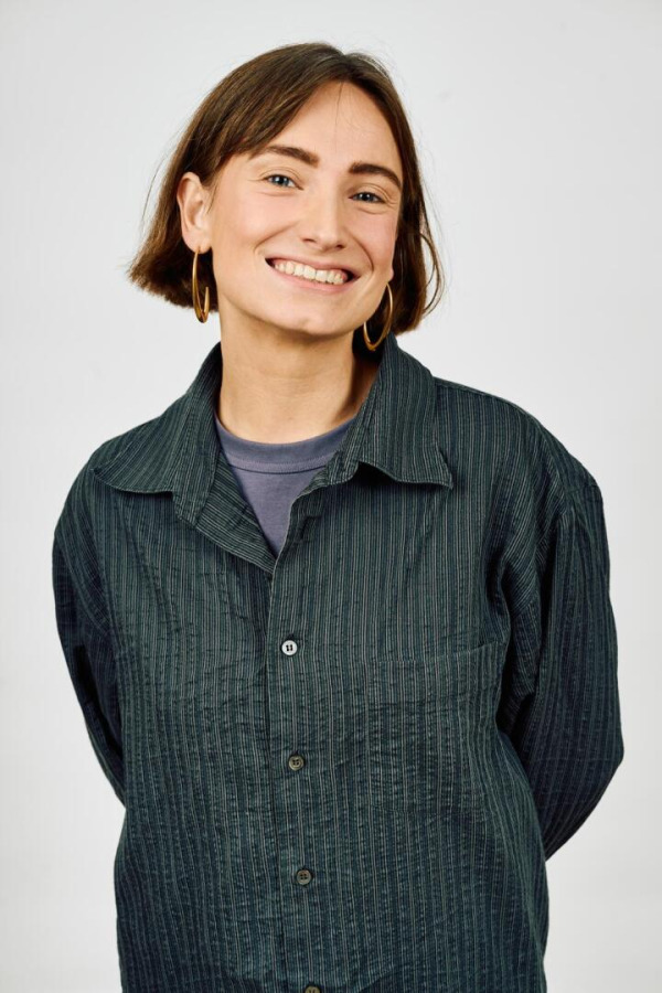 Pro-dance women Kelly
