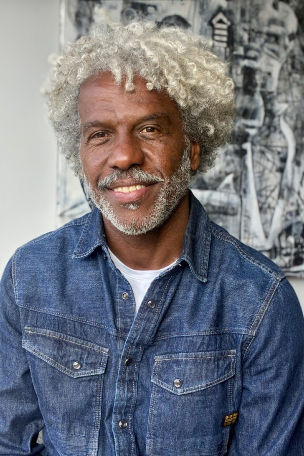 Characteristic men Renato