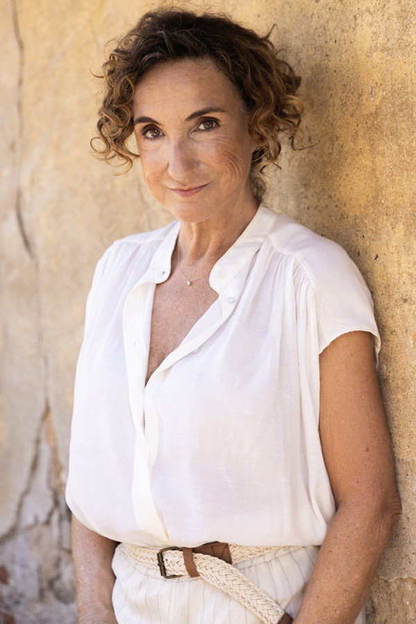 Characteristic women Nathaly