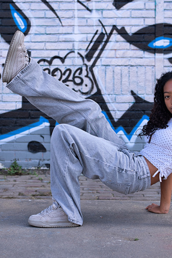 Women Aaliyah